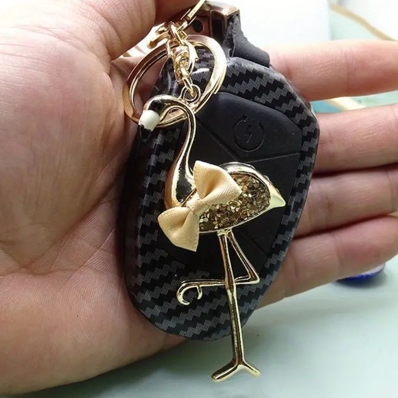 New Gold Flamingo Keychain/Charm - Picture 5 of 5
